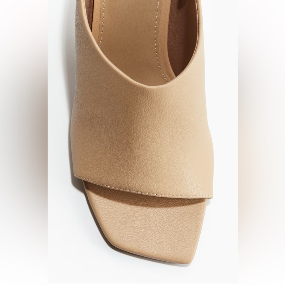 H&M Square Toe Sandal - Picture 2 of 6